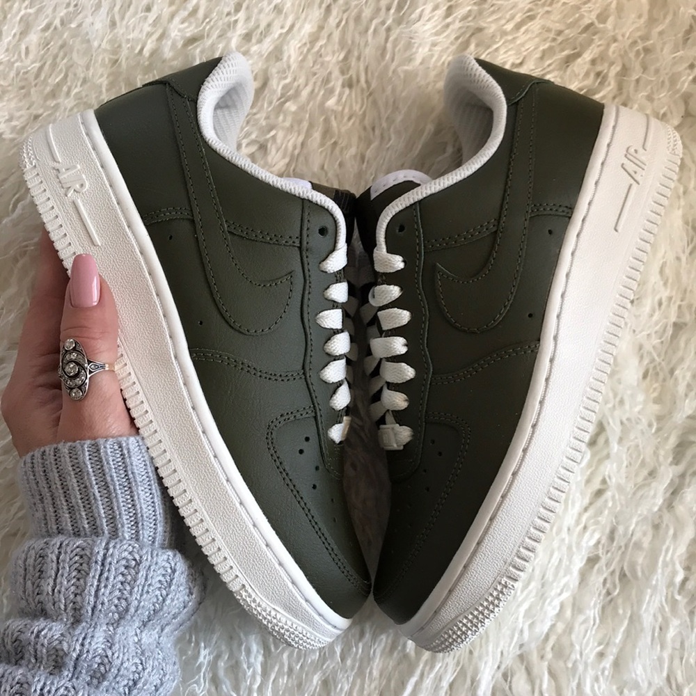 NWT Nike ID Custom Air Force 1 Premium - Picture 4 of 8